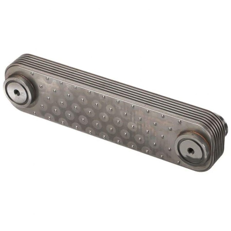 Oil Cooler 504127469 5801389774 for CASE 1021F 1121F 635 7010 7120 8010 9010 Magnum235