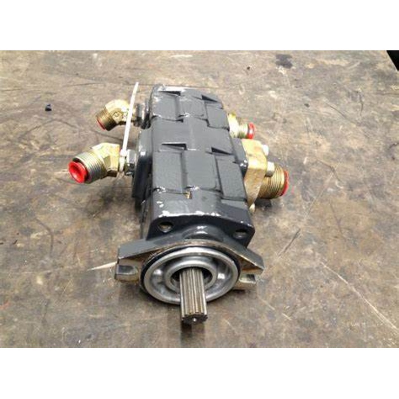 Hydraulic Pump Assembly 720-2T-03730 for Komatsu Skid Steer Loader CK30-1 CK35-1 SK1020-5 SK1026-5